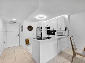 400 Leslie Dr 605, Hallandale Beach FL 33009