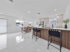 651 NW 9th St, Homestead FL 33030