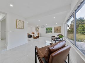 651 NW 9th St, Homestead FL 33030