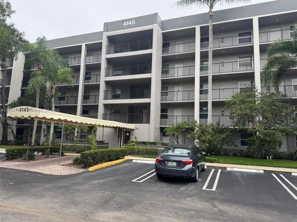 Undisclosed Address #A11880136, Pompano Beach FL 33069