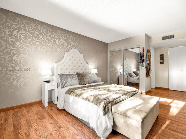 6666 SW 115th Ct 406, Miami FL 33173