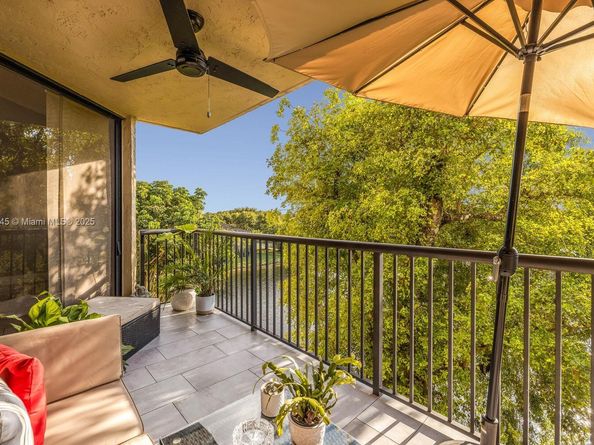 6666 SW 115th Ct 406, Miami FL 33173