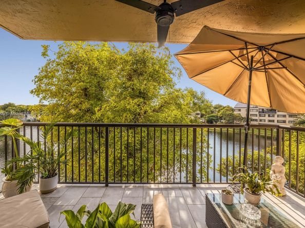 6666 SW 115th Ct 406, Miami FL 33173