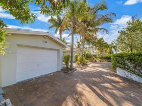 1524 NE 18th Ave, Fort Lauderdale FL 33304