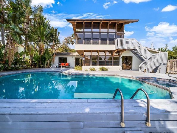 1524 NE 18th Ave, Fort Lauderdale FL 33304