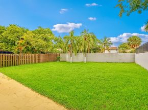 20014 NE 6th Ct Cir, Miami FL 33179