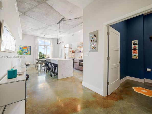2001 Meridian Av 509, Miami Beach FL 33139