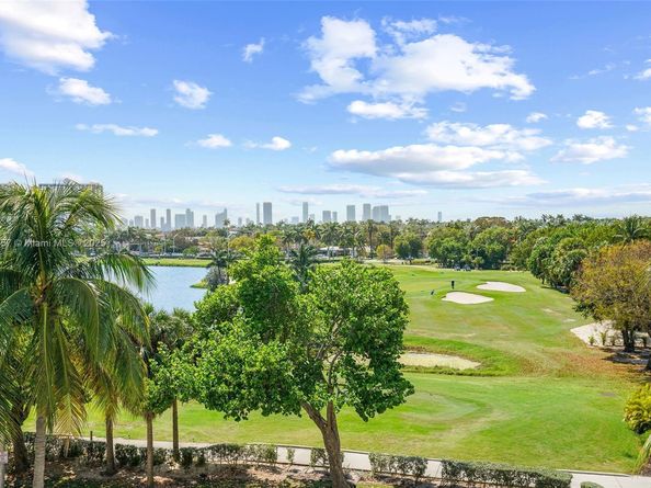 2001 Meridian Av 509, Miami Beach FL 33139
