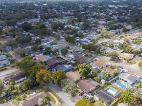 3430 N 65th Ave, Hollywood FL 33024