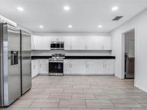 3430 N 65th Ave, Hollywood FL 33024