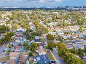 3430 N 65th Ave, Hollywood FL 33024