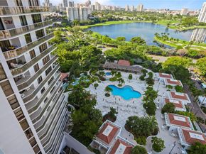 20281 E Country Club Dr 1603, Aventura FL 33180