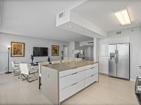 20281 E Country Club Dr 1603, Aventura FL 33180