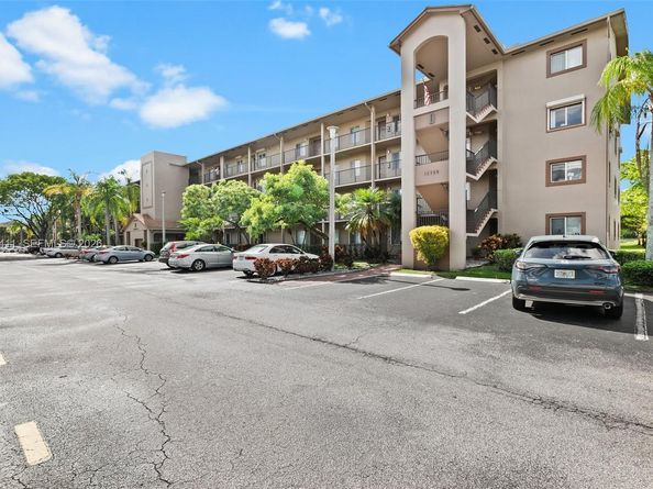 1151 SW 128th Ter 104D, Pembroke Pines FL 33027