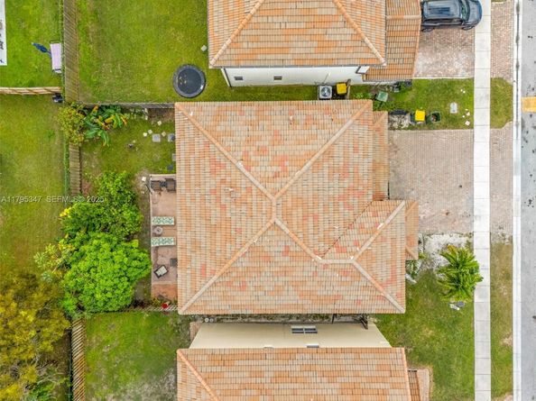 4190 NE 20th St, Homestead FL 33033