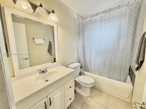 6875 NW 1st Ct, Margate FL 33063