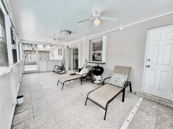 6875 NW 1st Ct, Margate FL 33063