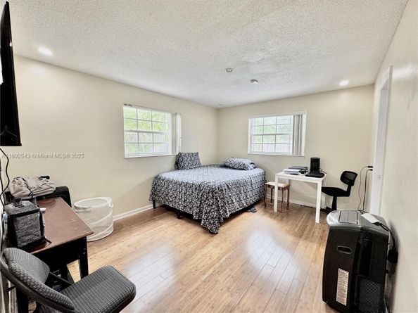 6875 NW 1st Ct, Margate FL 33063