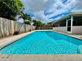 6875 NW 1st Ct, Margate FL 33063