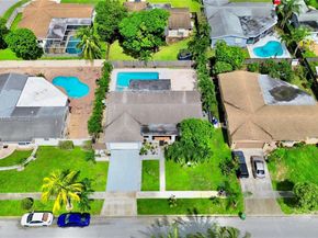 6875 NW 1st Ct, Margate FL 33063