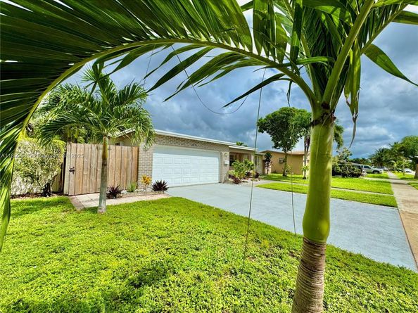 6875 NW 1st Ct, Margate FL 33063