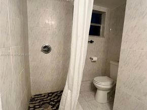 1750 NE 191st St 5223, Miami FL 33179