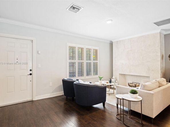 437 Bird Rd, Coral Gables FL 33146