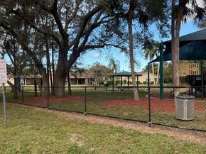 4155 NW 22nd St 267G, Coconut Creek FL 33066