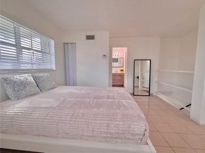 30 SW 11th Ave 4, Miami FL 33130