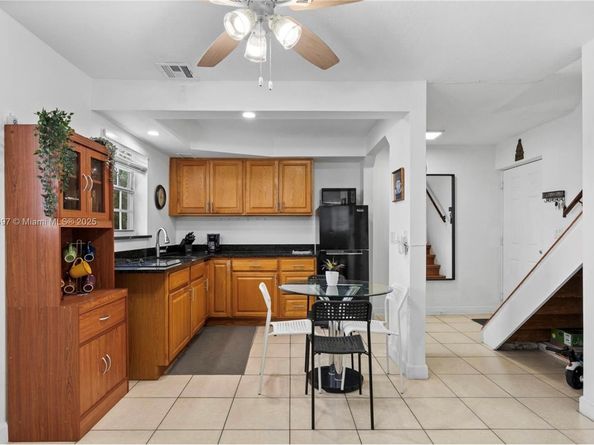 30 SW 11th Ave 4, Miami FL 33130