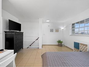 30 SW 11th Ave 4, Miami FL 33130