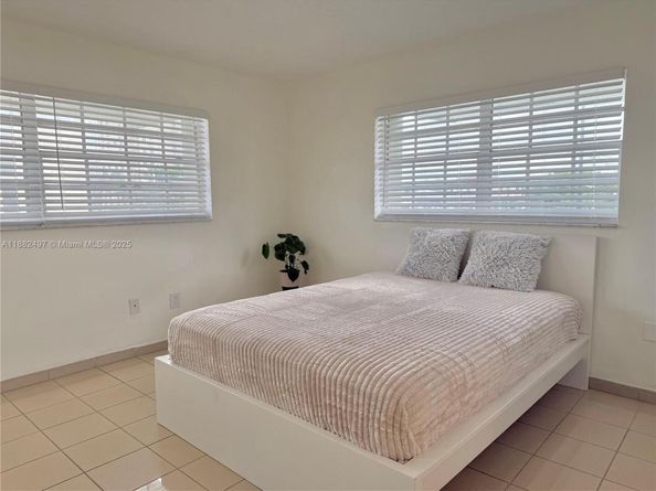 30 SW 11th Ave 4, Miami FL 33130