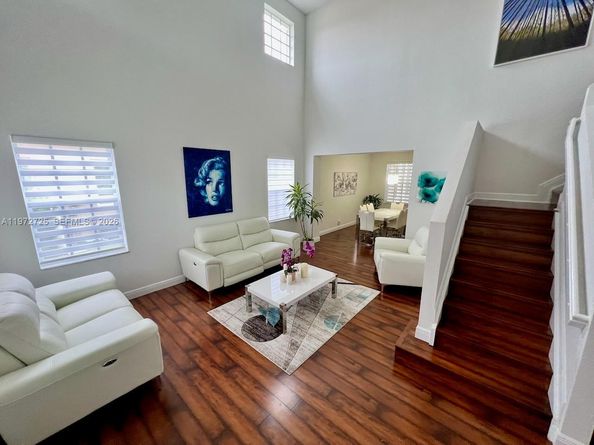 Undisclosed Address #A11972725, Weston FL 33327