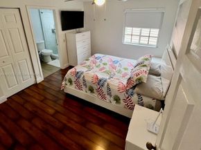 Undisclosed Address #A11972725, Weston FL 33327