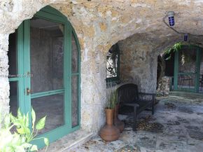 1301 Milan Ave Cottage 1-4, Coral Gables FL 33134