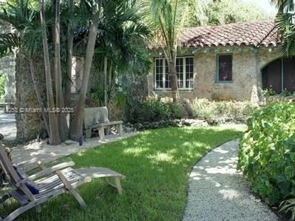 1301 Milan Ave Cottage 1-4, Coral Gables FL 33134