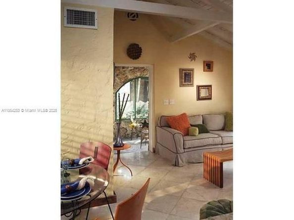 1301 Milan Ave Cottage 1-4, Coral Gables FL 33134