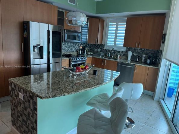 1945 S Ocean Dr 1106, Hallandale Beach FL 33009