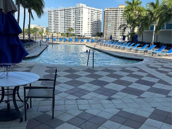 1945 S Ocean Dr 1106, Hallandale Beach FL 33009