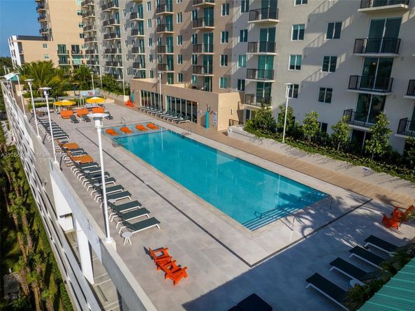 1945 S Ocean Dr 1106, Hallandale Beach FL 33009