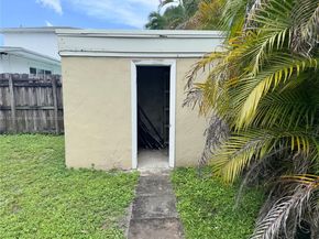 1890 NE 211th Ter, Miami FL 33179