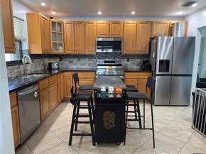 Undisclosed Address #A11990906, Davie FL 33314