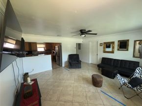 Undisclosed Address #A11990906, Davie FL 33314
