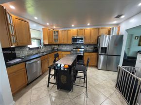 Undisclosed Address #A11990906, Davie FL 33314