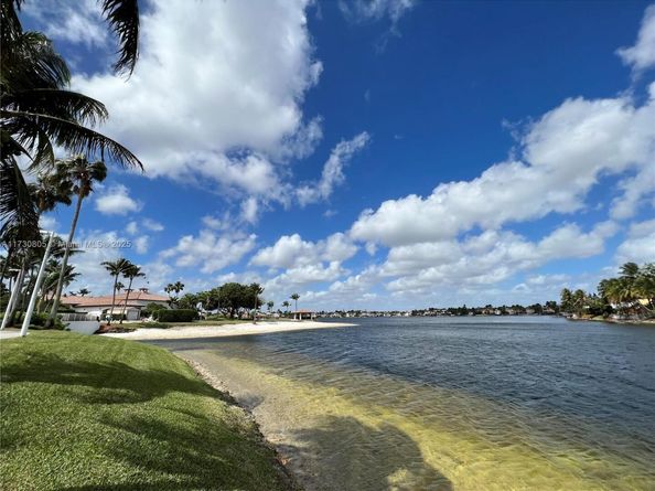 10710 NW 66th St 111, Doral FL 33178