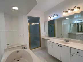 10710 NW 66th St 111, Doral FL 33178