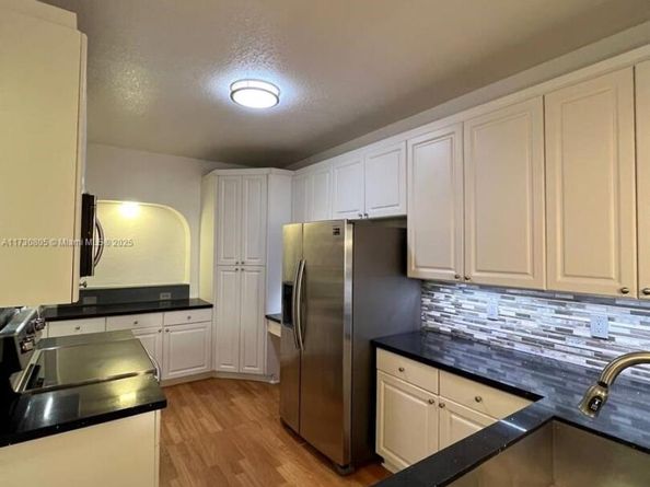 10710 NW 66th St 111, Doral FL 33178