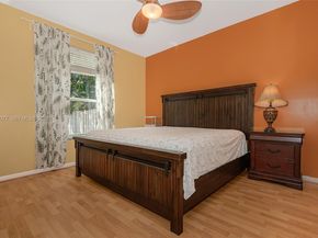 15048 SW 51st St, Davie FL 33331