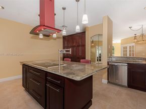 15048 SW 51st St, Davie FL 33331