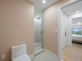 1810 SW 6th Ave, Pompano Beach FL 33060